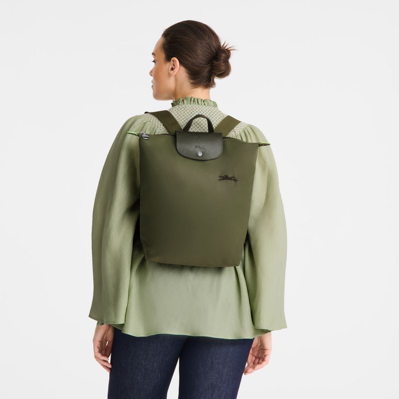 Men Longchamp Le Pliage Green M Backpack Dark Olive | Thailand-801DOFMNH